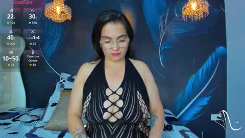 liss_bela online show from October 2025 12:11:01 AM