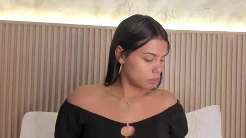 Liss online show from October 2025 01:09:01 PM