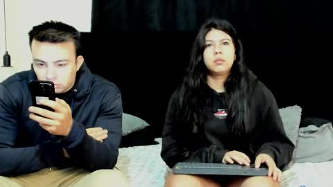 Natalia and alejandro online show from September 2025 10:48:02 AM