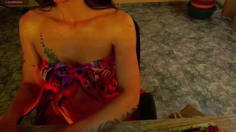 Liss online show from November 2025 03:45:02 PM