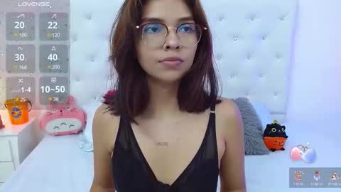 litleslut_ online show from October 2025 08:29:02 PM