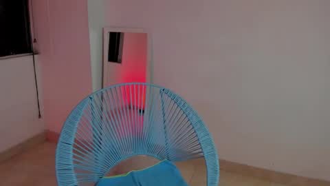 Snapshot of litlle_danni chatting on October 2025 02:31:01 AM Danni online show from October 2025 02:31:01 AM