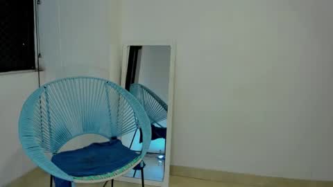 Snapshot of litlle_danni chatting on October 2025 12:14:01 AM Danni online show from October 2025 12:14:01 AM