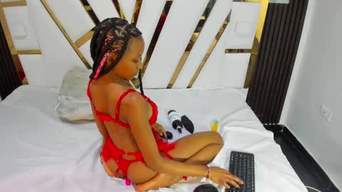 Ashley online show from March 2025 09:38:01 PM
