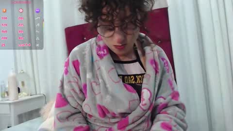  AMY  online show from October 2025 08:18:02 PM