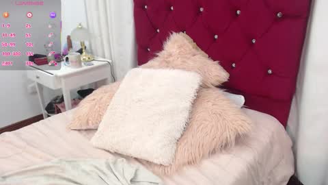  AMY  online show from October 2025 09:15:01 PM