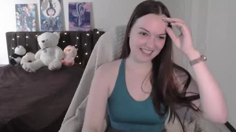 Snapshot of little__flowers chatting on October 2025 07:39:01 AM little__flowers online show from October 2025 07:39:01 AM