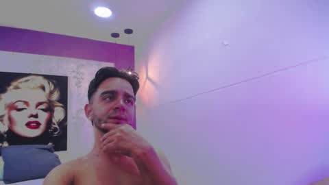 Alan  online show from December 2024 06:50:01 PM
