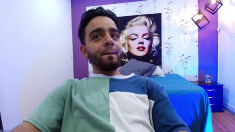 Alan  online show from December 2024 07:01:01 PM
