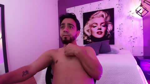 Alan  online show from January 2025 07:04:01 PM