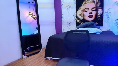 Alan  online show from January 2025 11:17:02 PM