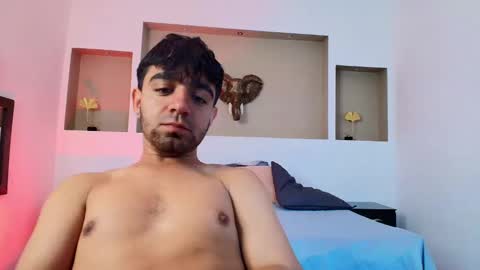 Alan  online show from February 2025 07:52:02 PM