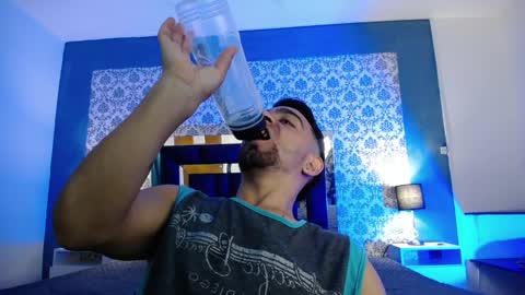 Alan  online show from March 2025 05:54:01 PM
