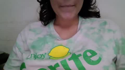 Snapshot of little_anef chatting on January 2025 05:18:02 AM little_anef online show from January 2025 05:18:02 AM