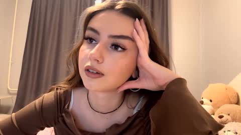 Snapshot of little_anioneta chatting on October 2025 02:57:02 AM Catherine online show from October 2025 02:57:02 AM