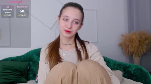 Lana online show from September 2025 06:39:02 AM