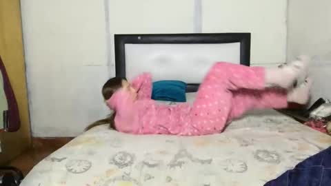 Snapshot of little_devil_diablita90 chatting on October 2025 10:56:02 AM Diablita online show from October 2025 10:56:02 AM