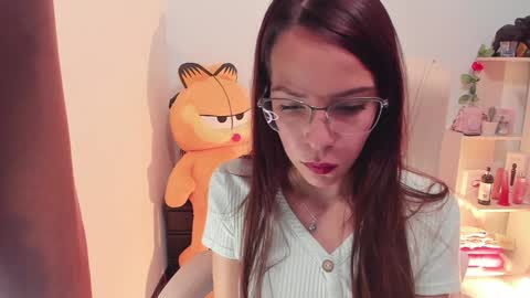 Help me reach 100 likes online show from January 2025 07:11:01 PM