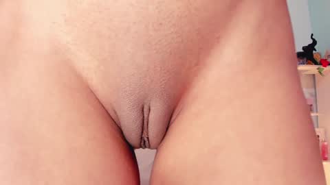 Help me reach 100 likes online show from January 2025 01:11:02 AM