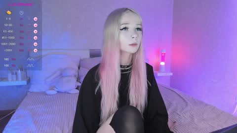 Snapshot of little_misaki chatting on December 2024 07:39:02 PM Maria online show from December 2024 07:39:02 PM