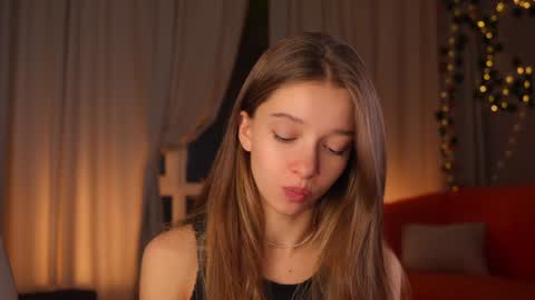 Kiki online show from October 2025 04:31:02 PM