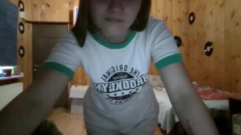 Snapshot of little_shygirl_ chatting on September 2025 04:17:01 PM little_shygirl_ online show from September 2025 04:17:01 PM