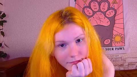 Sofia online show from February 2025 05:55:02 PM