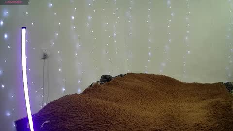 Snapshot of littleahwitch chatting on September 2025 09:46:01 AM LittleAhWitch online show from September 2025 09:46:01 AM