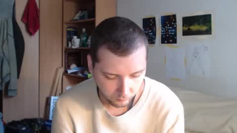 littlealien7 online show from November 2025 12:43:02 AM