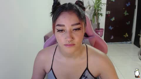 Snapshot of littleangelx_m chatting on October 2025 07:58:02 PM Daniela online show from October 2025 07:58:02 PM