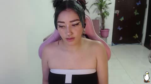 Snapshot of littleangelx_m chatting on October 2025 10:00:02 PM Daniela online show from October 2025 10:00:02 PM