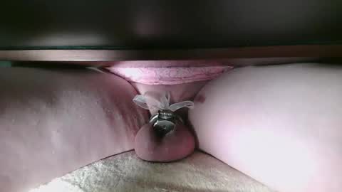 Snapshot of littleclitty247 chatting on October 2025 10:47:02 PM Littlleclitty247 online show from October 2025 10:47:02 PM