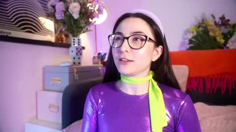 Emily Hill online show from October 2025 08:28:01 PM