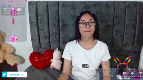 your little bunny  online show from September 2025 10:31:02 AM