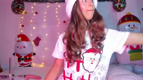 littlee_emma_ online show from December 2024 06:39:01 AM