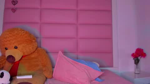 littlee_emma_ online show from January 2025 09:04:02 AM