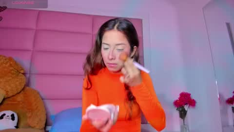 littlee_emma_ online show from January 2025 03:17:02 AM