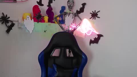 Snapshot of littlee_red chatting on October 2025 09:05:02 PM Angel online show from October 2025 09:05:02 PM