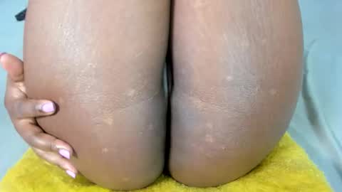 Snapshot of littlemissdirty1 chatting on September 2025 11:27:02 PM senga online show from September 2025 11:27:02 PM