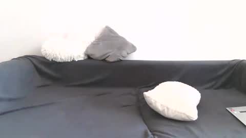 Snapshot of littlemonster_999 chatting on October 2025 10:52:02 AM Anna online show from October 2025 10:52:02 AM