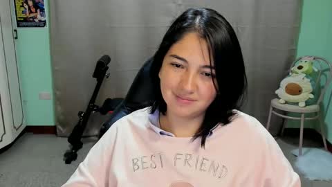 Snapshot of littleprety6969 chatting on October 2025 04:59:01 AM Mia Wednesday to Sunday 730 am to 1030 am Colombian Hour D online show from October 2025 04:59:01 AM