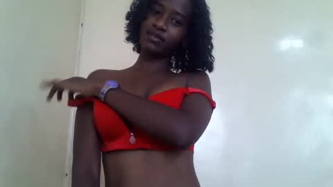Snapshot of littlesandie chatting on January 2025 05:12:01 AM littlesandie online show from January 2025 05:12:01 AM