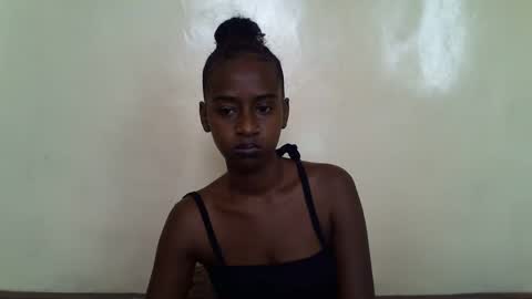 Snapshot of littlesandie chatting on January 2025 06:43:02 AM littlesandie online show from January 2025 06:43:02 AM