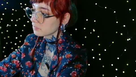 Snapshot of littlespacemouse chatting on December 2024 11:49:02 PM Niki free tg channel with some photos gifs and info about streams online show from December 2024 11:49:02 PM