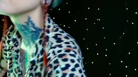 Snapshot of littlespacemouse chatting on December 2024 09:44:02 PM Niki free tg channel with some photos gifs and info about streams online show from December 2024 09:44:02 PM