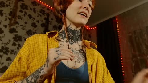 Snapshot of littlespacemouse chatting on January 2025 08:22:02 PM Niki free tg channel with some photos gifs and info about streams online show from January 2025 08:22:02 PM