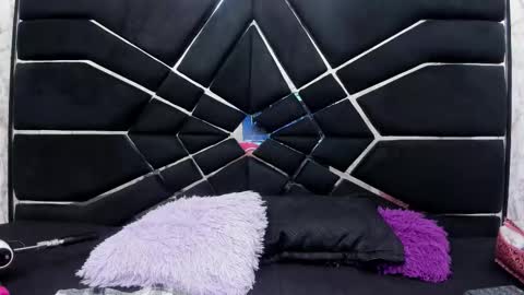 Snapshot of littlesussyy chatting on October 2025 12:17:02 PM Sussy online show from October 2025 12:17:02 PM