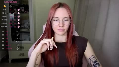 Snapshot of littlevildevil chatting on October 2025 10:52:02 AM Eliana online show from October 2025 10:52:02 AM