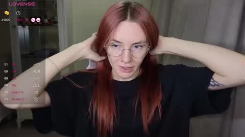 Snapshot of littlevildevil chatting on November 2025 10:37:01 AM Eliana online show from November 2025 10:37:01 AM