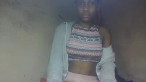 Snapshot of littleyanah chatting on September 2025 06:41:02 PM yanah online show from September 2025 06:41:02 PM